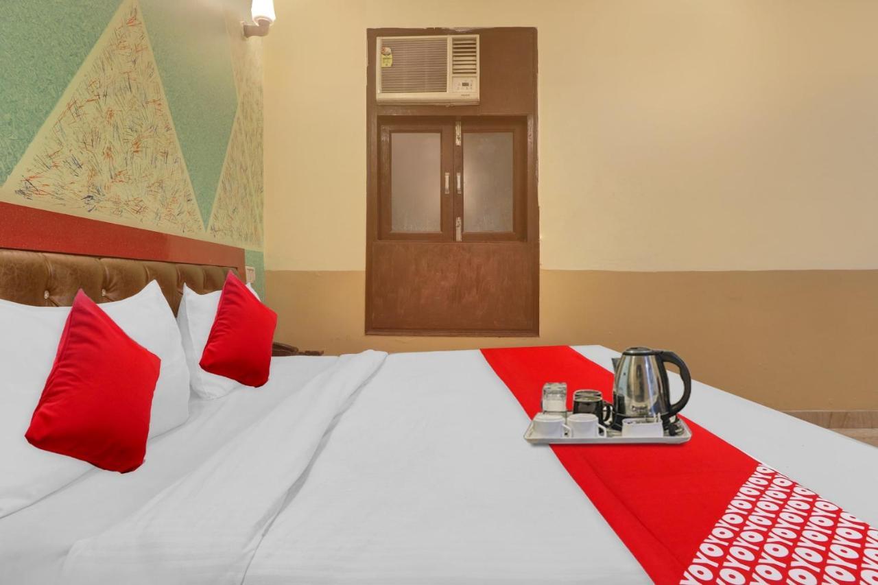 Hotel O Prince Home Stay Near Ambience Mall New Delhi Ngoại thất bức ảnh