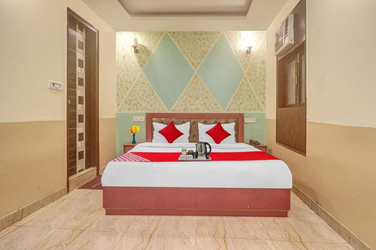 Hotel O Prince Home Stay Near Ambience Mall New Delhi Ngoại thất bức ảnh