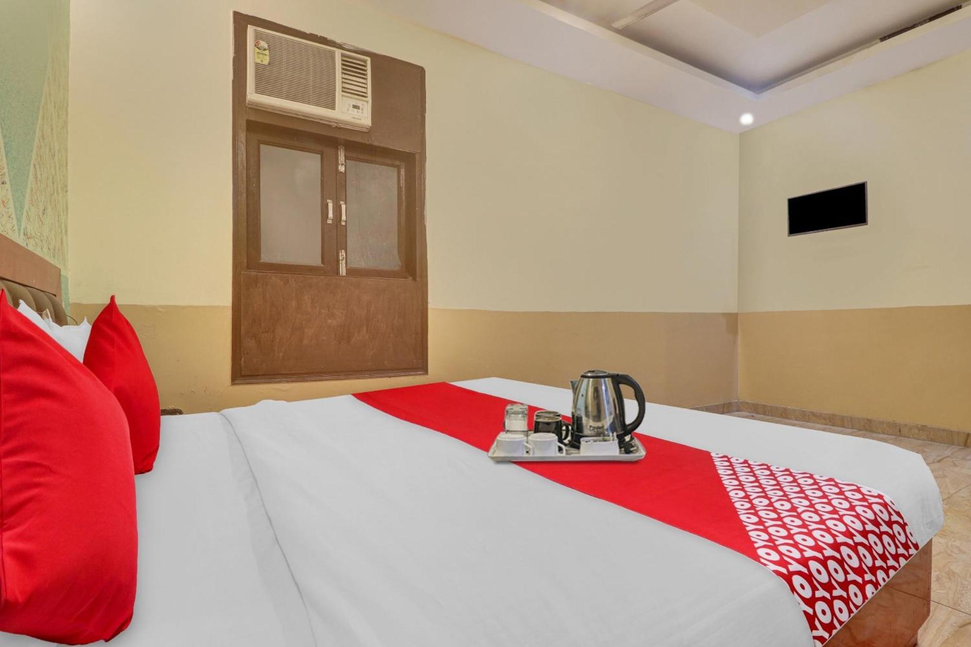 Hotel O Prince Home Stay Near Ambience Mall New Delhi Ngoại thất bức ảnh
